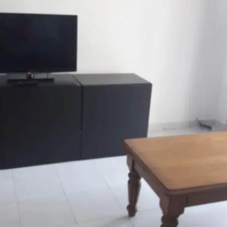 Complejo Residencial Los Carmenes *
