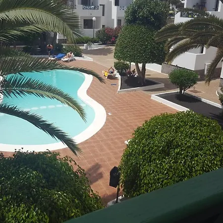 Complejo Residencial Los Carmenes Apartamento *