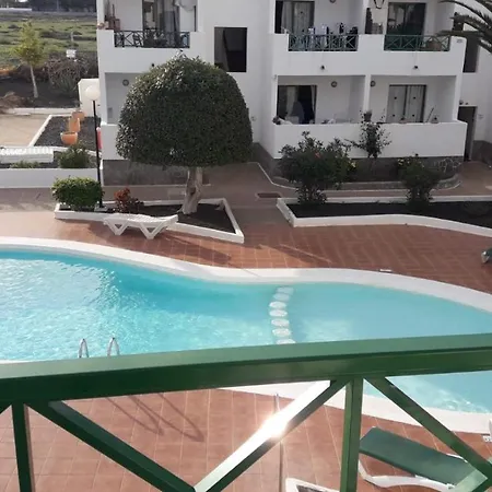 Complejo Residencial Los Carmenes Apartamento *